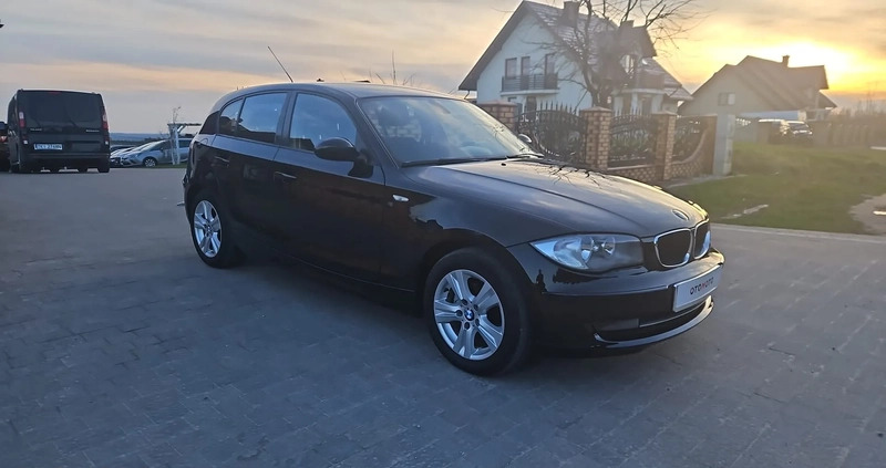 BMW Seria 1 cena 24900 przebieg: 93000, rok produkcji 2009 z Łobżenica małe 232